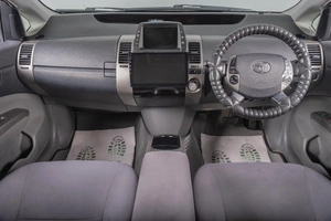 Лифтбек Toyota Prius 2008 года, 899000 рублей, Томск