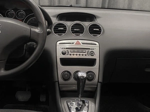 Седан Peugeot 408 2012 года, 500000 рублей, Красноярск