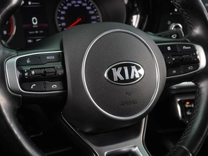 Седан Kia K5 2020 года, 2449000 рублей, Воронеж