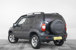 Внедорожник Chevrolet Niva 2017 года, 879000 рублей, Кемерово