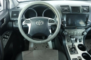 Внедорожник Toyota Highlander 2012 года, 1789000 рублей, Омск