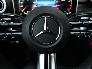 Седан Mercedes-benz C-класс 2023 года, 6199000 рублей, Кирилловка