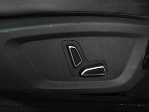 Лифтбек Changan UNI-V 2023 года, 2499000 рублей, Воронеж