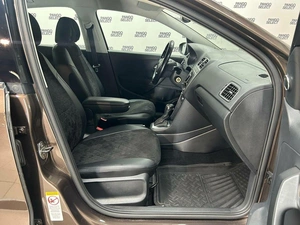 Седан Volkswagen Polo 2017 года, 1169687 рублей, Красноярск