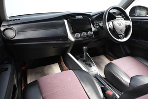 Универсал Toyota Corolla Fielder 2019 года, 1799000 рублей, Новосибирск