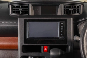 Минивэн Toyota Roomy 2018 года, 1089000 рублей, Тюмень