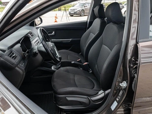 Седан Kia Rio 2017 года, 1380000 рублей, Краснодар