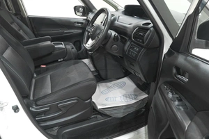 Минивэн Nissan Serena 2017 года, 2119000 рублей, Новокузнецк