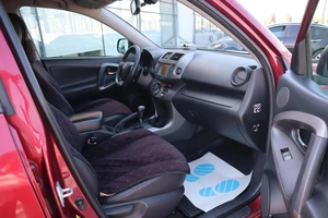 Внедорожник Toyota RAV4 2010 года, 1300000 рублей, Мирное
