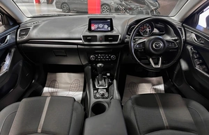 Седан Mazda Axela 2018 года, 1297000 рублей, Красноярск