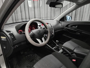 Хетчбэк Kia Ceed 2012 года, 779000 рублей, Красноярск