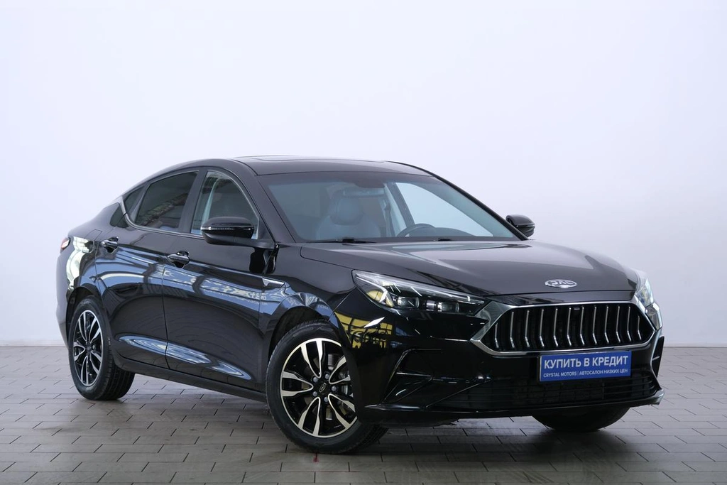 Лифтбек JAC J7 2023 года, 1499000 рублей, Омск