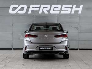 Седан Hyundai Sonata 2018 года, 2099000 рублей, Краснодар
