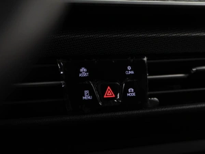 Хетчбэк Volkswagen Golf 2025 года, 3789888 рублей, Москва