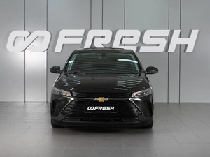 Седан Chevrolet Monza 2023 года, 1750000 рублей, Красный Пахарь