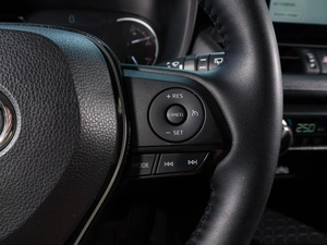 Внедорожник Toyota RAV4 2021 года, 3249000 рублей, Тверь