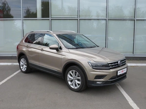 Внедорожник Volkswagen Tiguan 2017 года, 2550000 рублей, Брянск