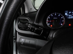 Седан Hyundai Solaris 2014 года, 979000 рублей, Воронеж