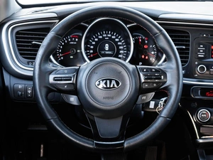 Седан Kia Optima 2015 года, 1260000 рублей, Ставрополь
