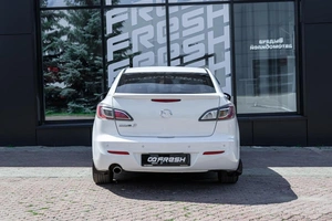 Седан Mazda 3 2011 года, 1200000 рублей, Ульяновск