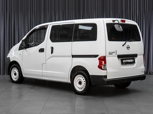 Фургон Nissan NV200 2010 года, 1179000 рублей, Тюмень