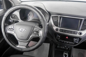 Седан Hyundai Solaris 2018 года, 1499000 рублей, Кемерово