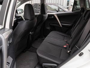 Внедорожник Toyota RAV4 2015 года, 1698000 рублей, Краснодар