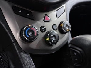 Хетчбэк Chevrolet Aveo 2012 года, 649000 рублей, Орёл