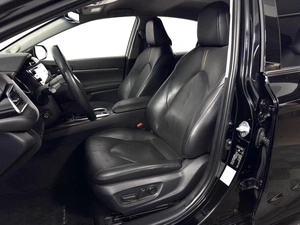 Седан Toyota Camry 2019 года, 2650100 рублей, Казань