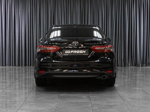 Седан Toyota Camry 2018 года, 2569000 рублей, Тюмень