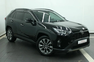 Внедорожник Toyota RAV4 2020 года, 3335000 рублей, Красноярск