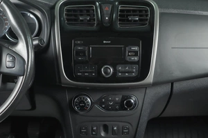 Хетчбэк Renault Sandero Stepway 2018 года, 929000 рублей, Тюмень