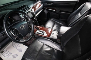 Седан Toyota Camry 2013 года, 1719000 рублей, Сургут