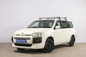 Универсал Toyota Probox 2017 года, 1239000 рублей, Новосибирск