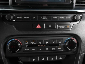 Хетчбэк Kia Ceed 2019 года, 1849000 рублей, Ростов-на-Дону