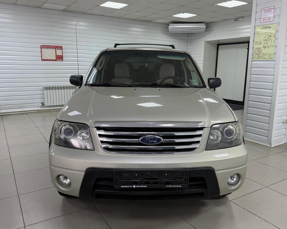 Внедорожник Ford Escape 2004 года, 610000 рублей, Ачинск