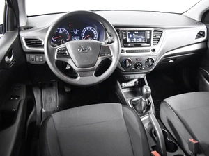 Седан Hyundai Solaris 2017 года, 1198100 рублей, Казань