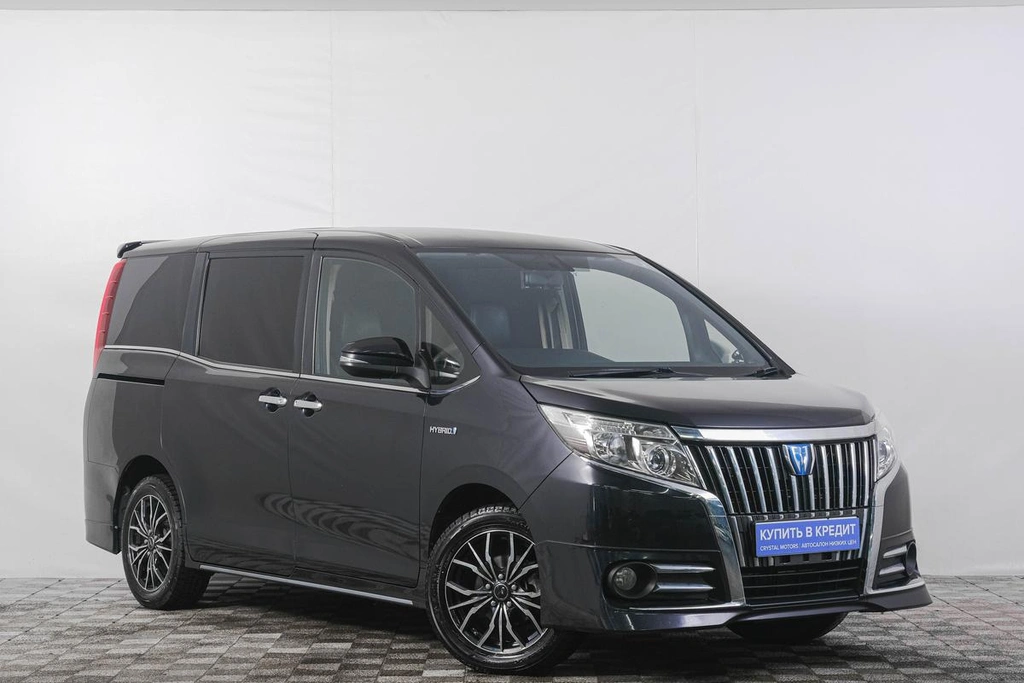 Минивэн Toyota Esquire 2015 года, 1969000 рублей, Кемерово