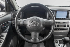 Седан Toyota Corolla 2006 года, 749000 рублей, Барнаул