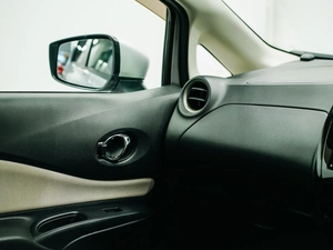 Хетчбэк Nissan Note 2018 года, 1050000 рублей, Красноярск