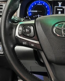 Седан Toyota Camry 2017 года, 2407000 рублей, Красноярск