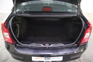 Седан Renault Logan 2014 года, 710000 рублей, Брянск