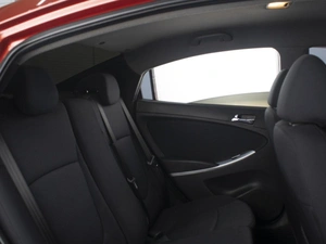 Седан Hyundai Solaris 2011 года, 860000 рублей, Омск