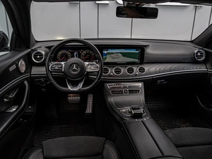 Седан Mercedes-benz E-класс 2018 года, 2985000 рублей, Краснодар