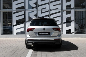 Внедорожник Volkswagen Tiguan 2021 года, 2875000 рублей, Ставрополь