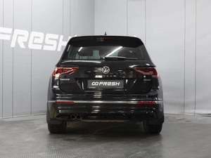 Внедорожник Volkswagen Tiguan 2019 года, 2930000 рублей, Омск