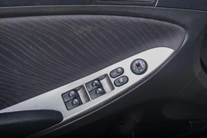 Седан Hyundai Solaris 2014 года, 1049000 рублей, Томск