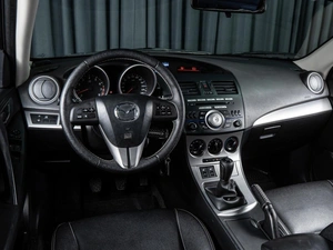 Седан Mazda 3 2009 года, 810000 рублей, Волгоград