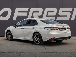Седан Toyota Camry 2022 года, 3345000 рублей, Краснодар