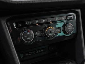 Внедорожник Volkswagen Tiguan 2019 года, 2000000 рублей, Краснодар